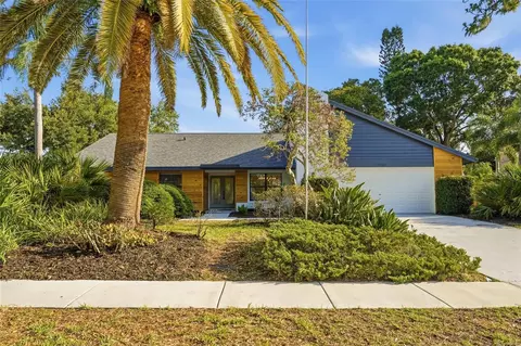 2700 Sedgefield Ct E, Clearwater, FL 33761