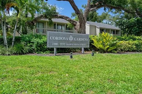 2220 Bahia Vista St #G4, Sarasota, FL 34239