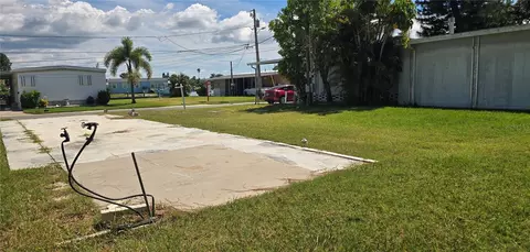 9 Yawl Ln #9, Palm Harbor, FL 34683