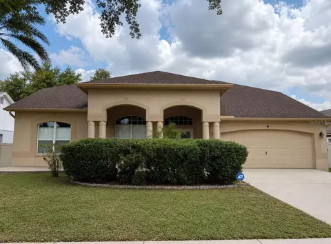 1625 Powder Ridge Dr, Valrico, FL 33594
