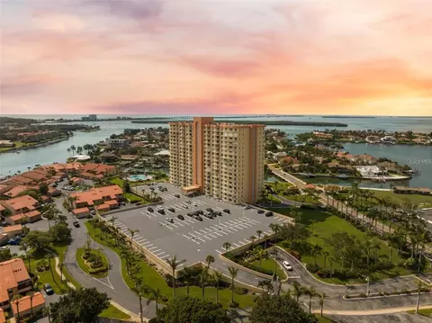 4900 Brittany Dr S #801, Saint Petersburg, FL 33715