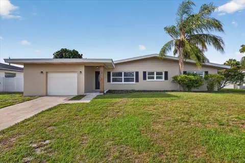 2239 Duncan Dr, Belleair Bluffs, FL 33770