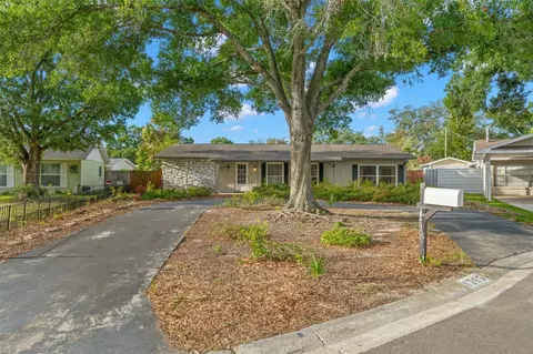 1205 Branda Vista Dr, Brandon, FL 33510