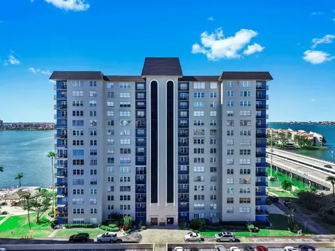 5220 Brittany Dr S #1501, Saint Petersburg, FL 33715