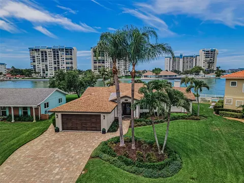 1201 81st St S, Saint Petersburg, FL 33707