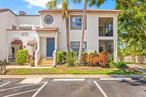 476 Santa Cruz Pl NE #C, Saint Petersburg, FL 33703
