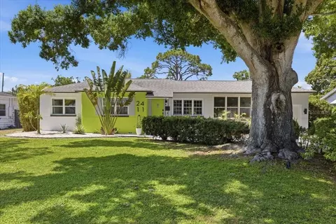 2411 Covina Way S, Saint Petersburg, FL 33712