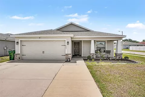 647 Lorient Dr, Eagle Lake, FL 33839