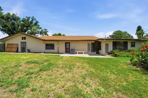 3133 Bay Ln, Clearwater, FL 33759