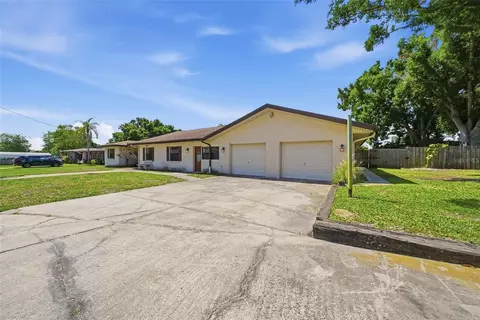 3133 Bay Ln, Clearwater, FL 33759