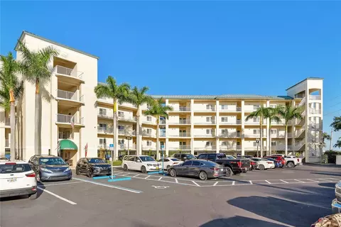 8800 Bay Pines Blvd #102, Saint Petersburg, FL 33709