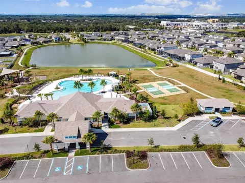 View/Area - 10829 Crushed Grape Dr, Riverview, FL 33578 photo 3 of 3