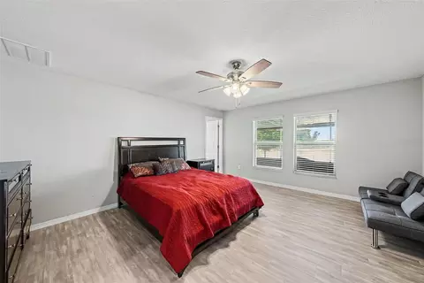 Bedroom - 10829 Crushed Grape Dr, Riverview, FL 33578 photo 3 of 3