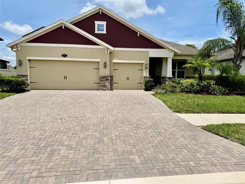18233 Roseate Dr, Lutz, FL 33558