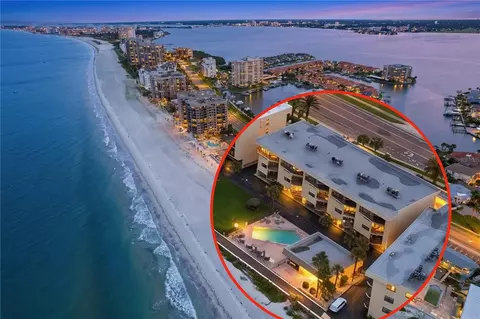 3500 Gulf Blvd #203, Belleair Beach, FL 33786
