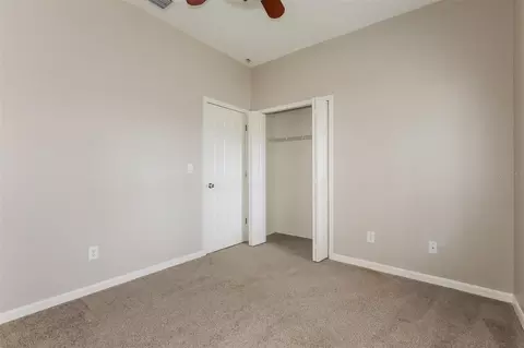 Bedroom - 814 Coade Stone Dr, Seffner, FL 33584 photo 4 of 6