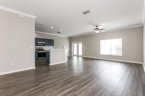 Living - 814 Coade Stone Dr, Seffner, FL 33584 photo 5 of 8
