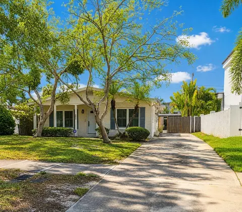 604 E Davis Blvd, Tampa, FL 33606