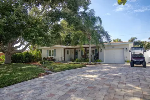 128 Edgewater Ter, Dunedin, FL 34698
