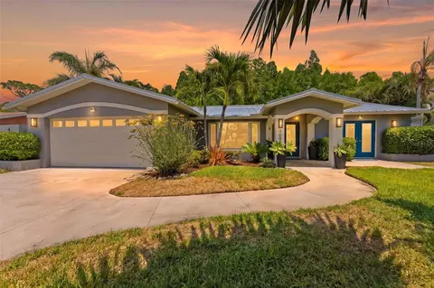 4096 38th St S, Saint Petersburg, FL 33711