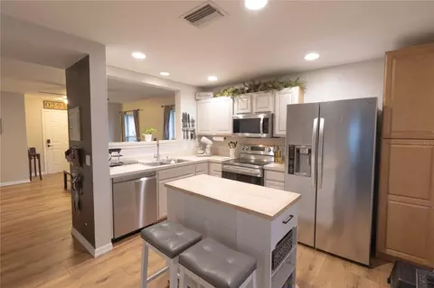 Kitchen - 11910 Mango Groves Blvd, Seffner, FL 33584 photo 2 of 4