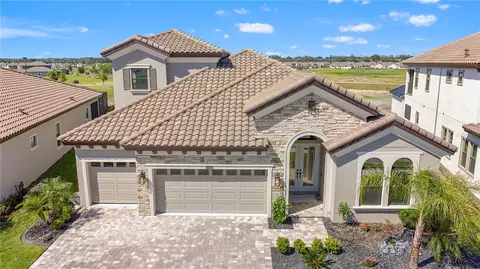 Exterior - 11008 Rustic Timber Loop, San Antonio, FL 33576 photo 6 of 13