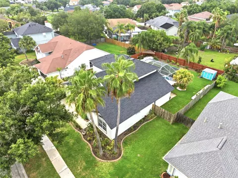 View/Area - 1610 Ledgestone Dr, Brandon, FL 33511 photo 2 of 19