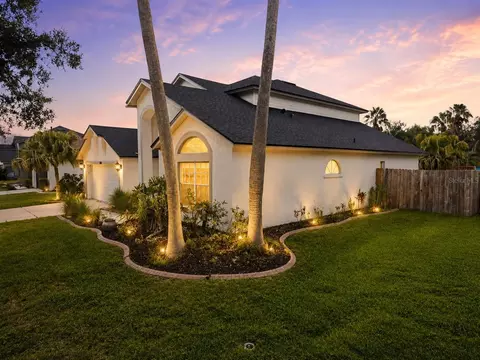 Exterior - 1610 Ledgestone Dr, Brandon, FL 33511 photo 28 of 28