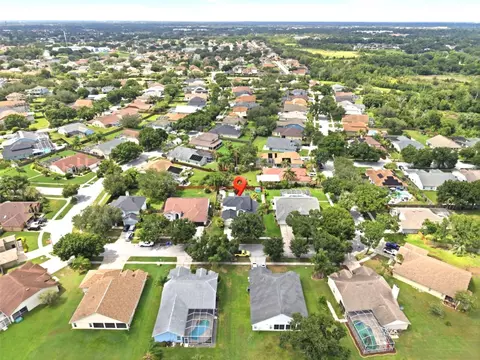 View/Area - 1610 Ledgestone Dr, Brandon, FL 33511 photo 12 of 19