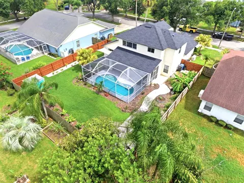 View/Area - 1610 Ledgestone Dr, Brandon, FL 33511 photo 5 of 19