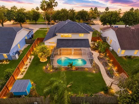 View/Area - 1610 Ledgestone Dr, Brandon, FL 33511 photo 17 of 19