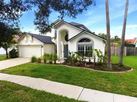 Exterior - 1610 Ledgestone Dr, Brandon, FL 33511 photo 18 of 28