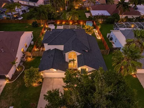 View/Area - 1610 Ledgestone Dr, Brandon, FL 33511 photo 15 of 19