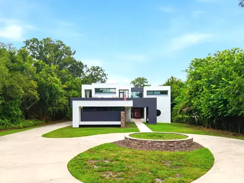 3330 Ehrlich Rd, Tampa, FL 33618