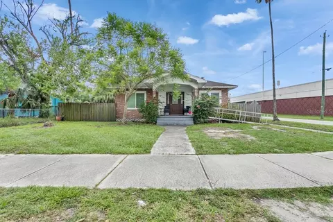 801 E Louisiana Ave, Tampa, FL 33603