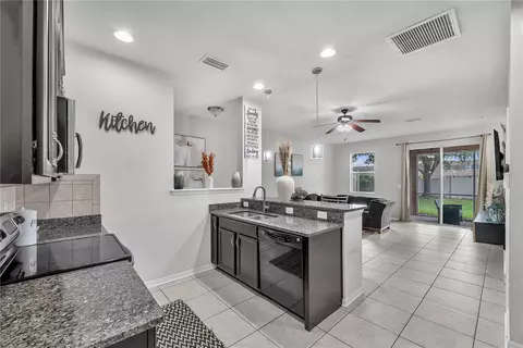 Kitchen - 11563 84th Street Cir E #105, Parrish, FL 34219 photo 3 of 4