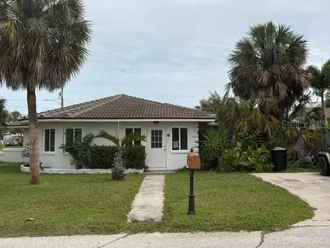 56 Laurel St, Clearwater Beach, FL 33767