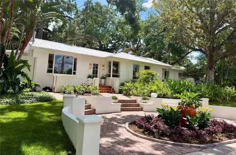 1311 E Park Cir, Tampa, FL 33604