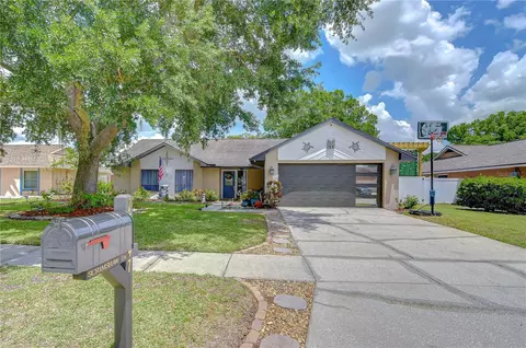 15747 Scrimshaw Dr, Tampa, FL 33624