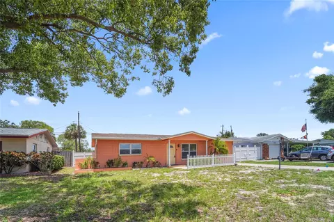 11465 69th Ave, Seminole, FL 33772