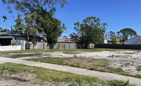 1710 Bayou Grande Blvd NE, Saint Petersburg, FL 33703
