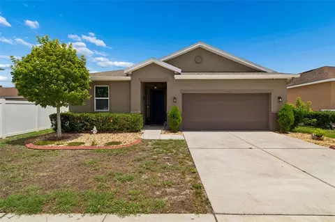 10626 Laguna Plains Dr, Riverview, FL 33578