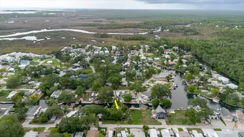View/Area - 5323 Circle Dr, Weeki Wachee, FL 34607 photo 11 of 30