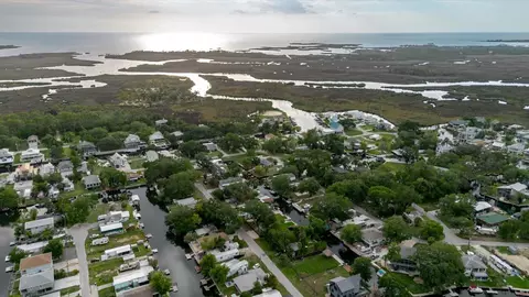 View/Area - 5323 Circle Dr, Weeki Wachee, FL 34607 photo 16 of 30