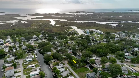 View/Area - 5323 Circle Dr, Weeki Wachee, FL 34607 photo 15 of 30