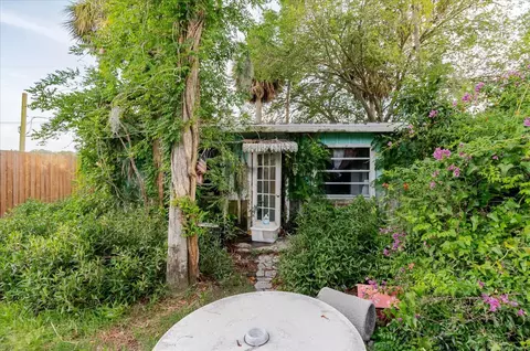 Exterior - 5323 Circle Dr, Weeki Wachee, FL 34607 photo 33 of 35