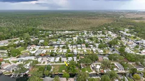 View/Area - 5323 Circle Dr, Weeki Wachee, FL 34607 photo 21 of 30