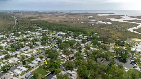 View/Area - 5323 Circle Dr, Weeki Wachee, FL 34607 photo 19 of 30