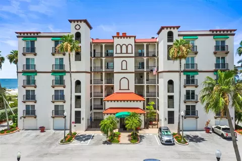 200 121st Ave #103, Treasure Island, FL 33706