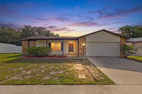 1358 Foxboro Dr, Brandon, FL 33511